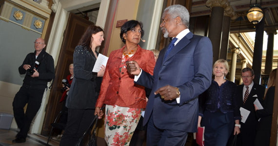 Navi Pillay, Kofi Annan and Margot Wallström enters the University Main Hall