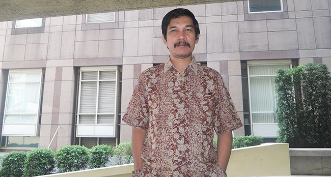 Dianto Bachradi is a commissioner at Komnas HAM, the Indonesian National Human Rights Commission, is passionate when he talks about the issue of business, human rights and the environment. 